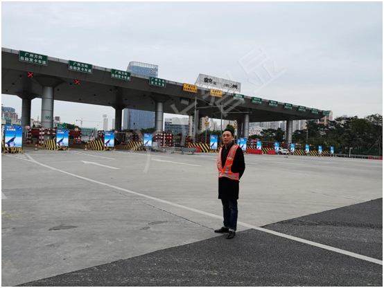 智能LED廣告機(jī)-戶(hù)外廣告機(jī) (1).jpg